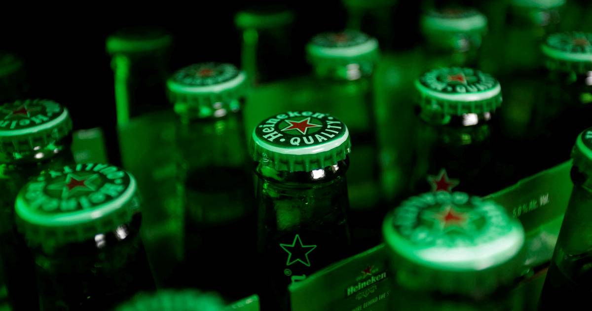 Heineken met en garde contre les morceaux de verre dans les bouteilles de bière |  Nouvelles