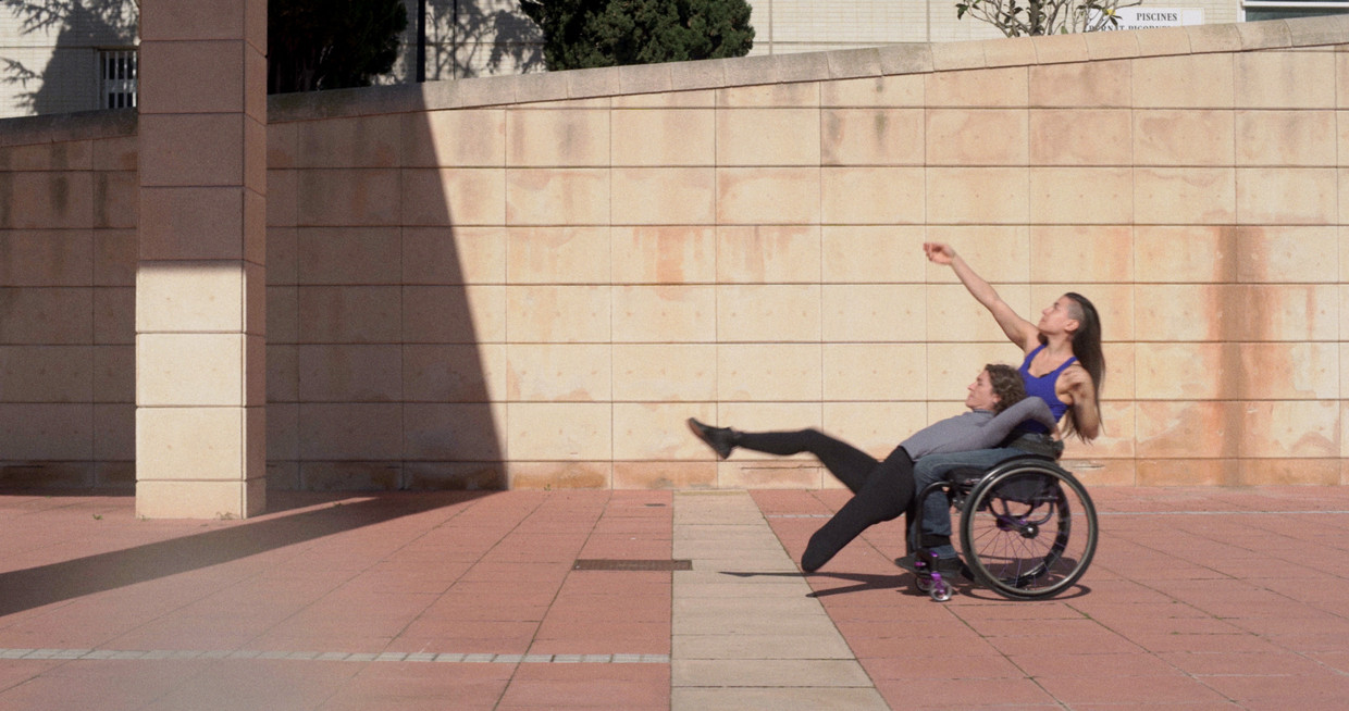 ‘A Way to B’, een documentaire over het Catalaanse danscollectief Liant La Troca. Beeld 