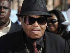 Le père de Jackson a "beaucoup d'inquiétudes" sur la mort de son fils