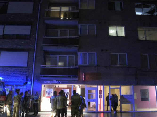 Brand in appartementencomplex op Herentalsebaan in Deurne: bewoners geëvacueerd, drie personen naar ziekenhuis