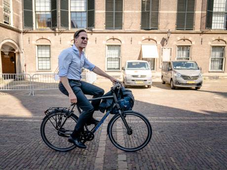 Lezers over oproep met de fiets naar het werk te komen: ‘Zorg dan ook dat infrastructuur voor fietsers op orde is’