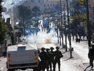 Een dode en minstens 109 gewonden bij rellen in Israël, protesten in hele moslimwereld na vrijdaggebed