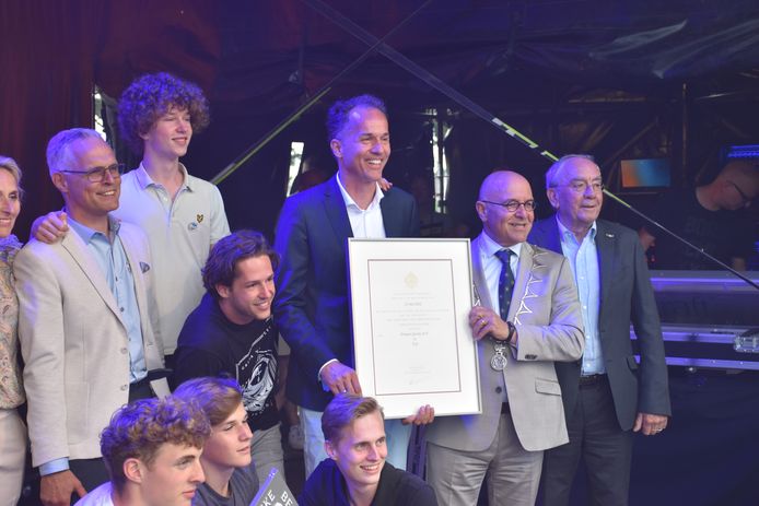 Predicaat Hofleverancier voor 125-jarig Fransen Gerrits in Erp | Uden ...