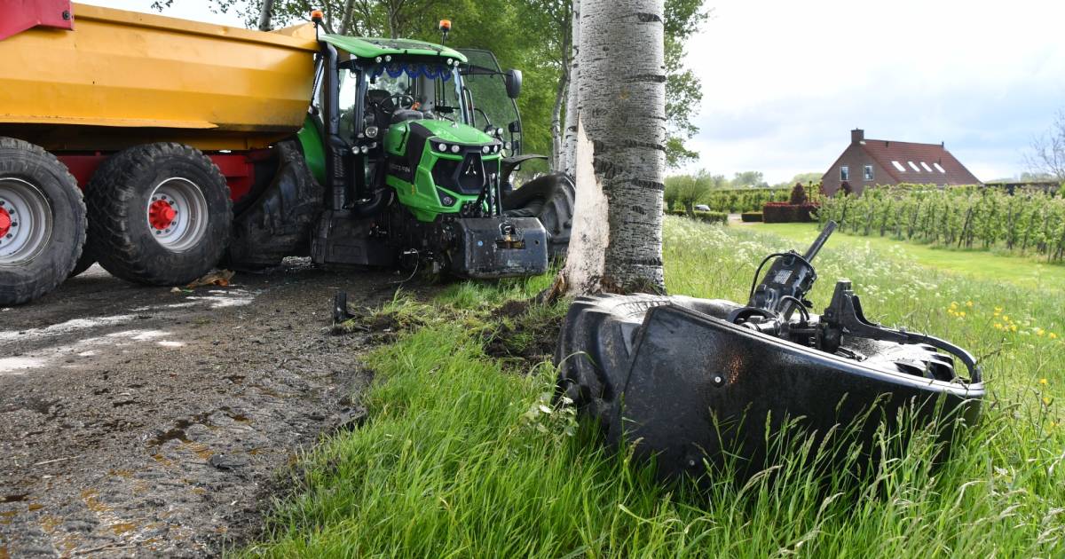 Tractorbestuurder richt ravage aan op Stekeldijk