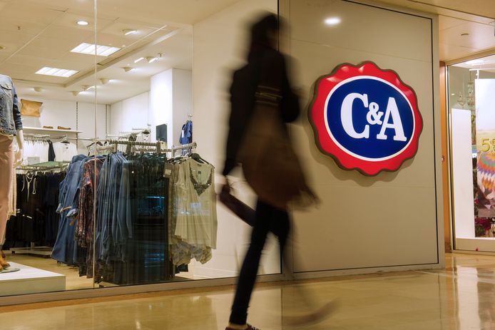 C&A laat kledingfabriek zitten met 10 miljoen dollar aan onbetaalde kleding' | | AD.nl