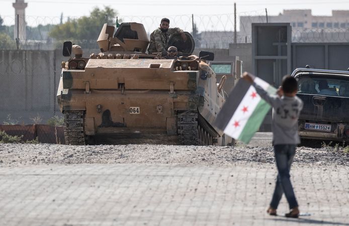 Door Turkije gesteunde Syrische hulptroepen in Noord-Syrië.
