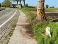 De sporen van het ongeval langs de Wervikstraat.