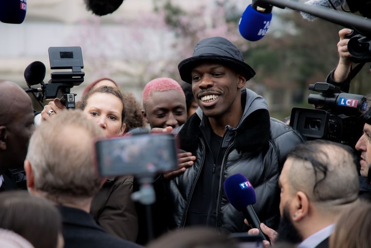 Jean-Pascal Zadi in ‘En place’.  Beeld Netflix