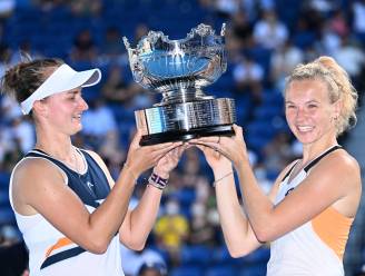 Tsjechen Katerina Siniakova en Barbora Krejcikova winnen dubbeltitel