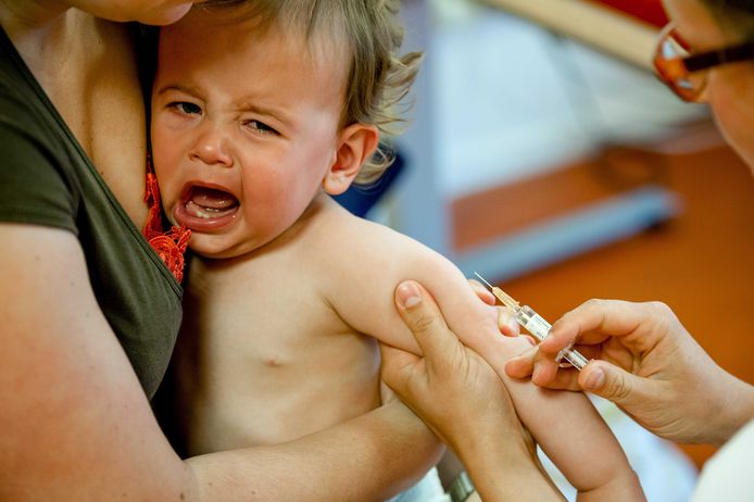 ‘Nationale vaccinatieprogramma’s worden steeds zwakker’, concludeert de Europese Commissie.