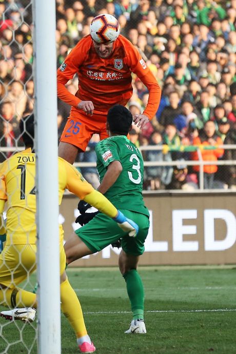 Le championnat chinois pourrait reprendre sans ses stars étrangères