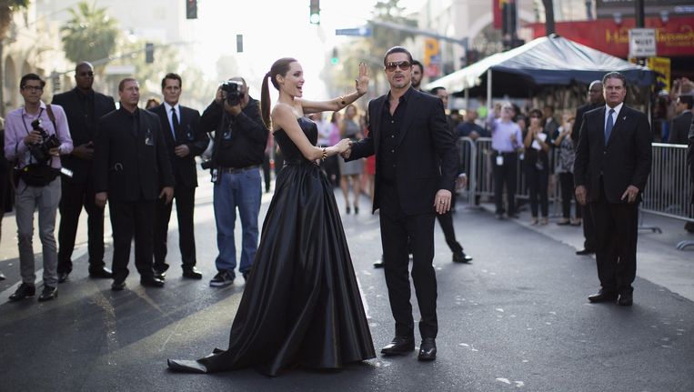 Brad Pitt en Angelina Jolie bij de première van Maleficent Beeld reuters
