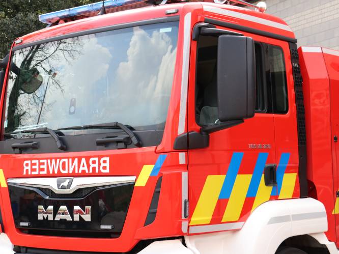 Tuinhuis gaat in vlammen op, brandweer kan overslag vermijden 