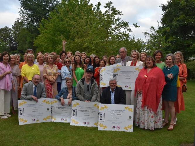 Nieuwe voorzitter voor Inner Wheel Midden-West die ook goede doelen steunt