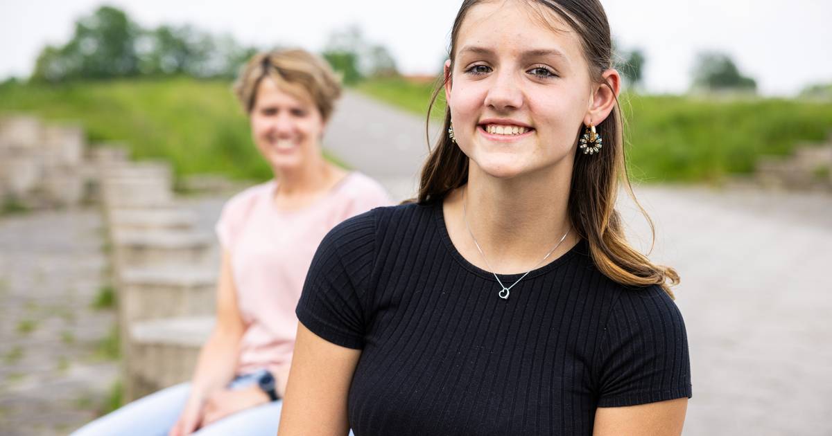 Voor Amber (14) uit Hardenberg en haar moeder telt elke seconde samen: ‘Het kan snel klaar zijn’