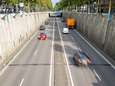 Bewoners Europaweg worden al jaren gek van herrie door tunnelbak: ‘Alsof er wordt geschoten’