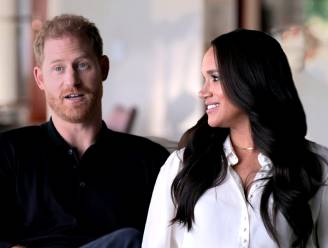 “We vroegen wél commentaar aan Buckingham Palace”: regisseur van ‘Harry & Meghan’ woedend op de Britse royals