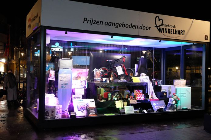 De handelaars van Willebroek Winkelhart plaatsten opnieuw hun ‘glazen huis’