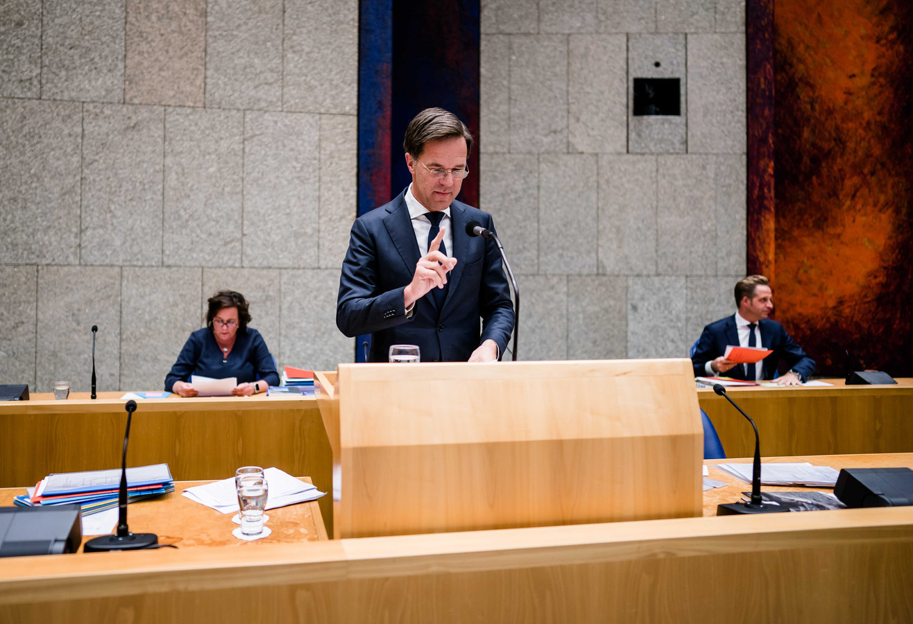 Reacties op gebruik mondkapjes ‘De halsstarrige houding