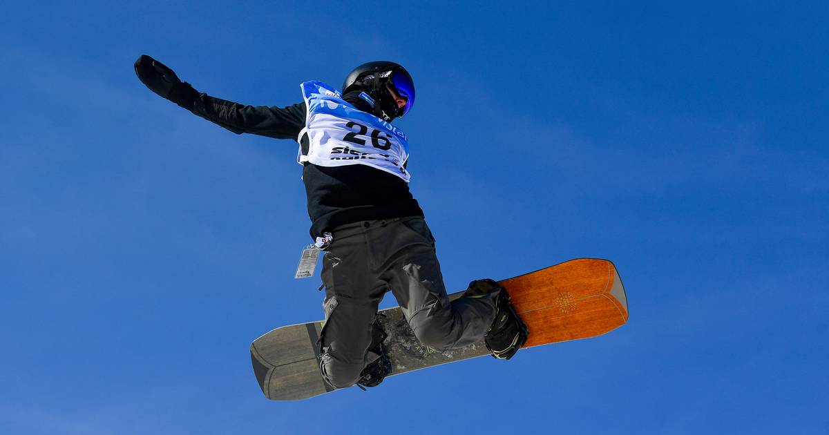Steel de show op iedere piste met dit marmeren snowboard van Louis