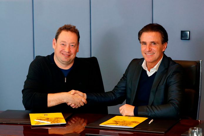Leonid Sloetski  en Mark van Hintum (r)