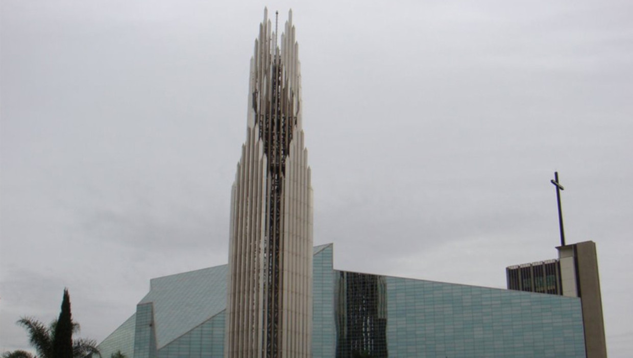 Exterieur van de Crystal Cathedral. © GOOGLEMAPS Beeld 