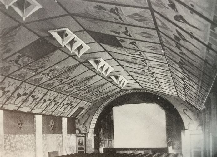 De 'artistieke' bioscoopzaal van Cinema Royal in 1931.