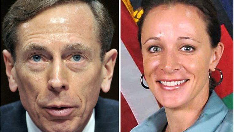 David Petraeus (L) en Paula Broadwell. Beeld afp