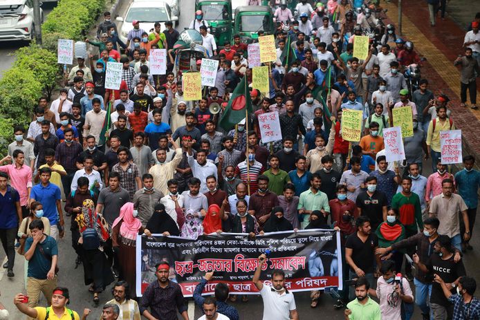 Protesten in Bangladesh voor de invoering van de doodstraf voor verkrachting.