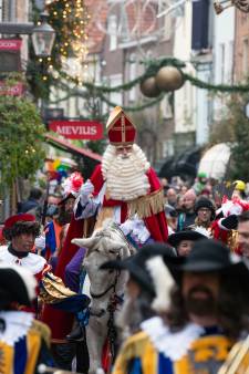Eindelijk arriveert de Sint in Deventer: waarom gebeurt dat elk jaar op de valreep?
