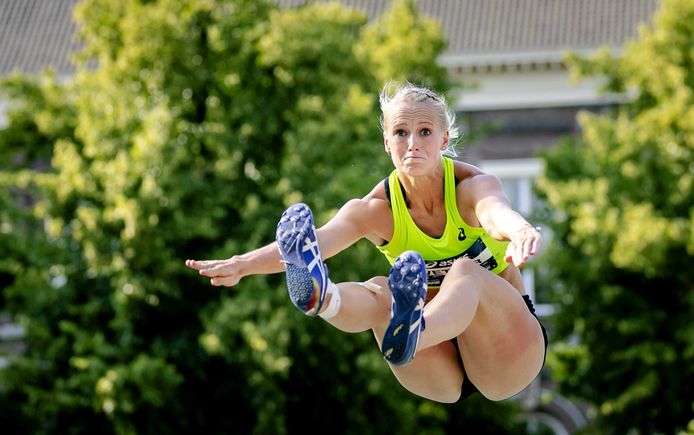 Vetter En Florant Springen Het Verst Bij Nk Op Het Plein Andere Sporten Ad Nl