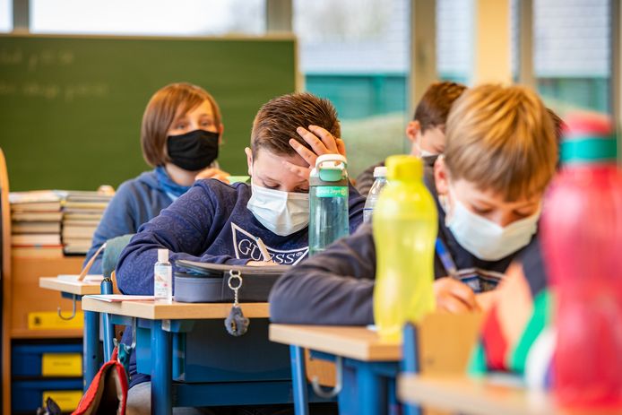 Illustration. Une classe de l'école primaire De Valke à Lichtervelde en mars 2021.
