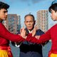 Kung Fu Leeuw biedt passie en krijgskunst tegen de Rotterdamse skyline
