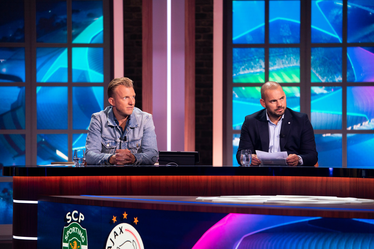 Oud-internationals Dirk Kuijt en Wesley Sneijder zijn gehoord in een onderzoek naar een criminele organisatie. Kuijt zou flinke bedragen hebben vergokt op een illegale goksite. Beeld ANP /  ANP