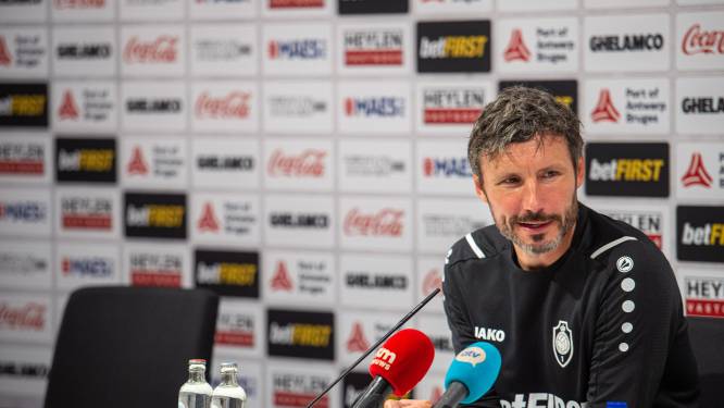 Mark van Bommel wijst in aanloop naar duel met Drita naar Feyenoord: ‘Dat was kantje boord’