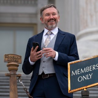 Thomas Massie drijft Trump tot waanzin. Wie is de Republikein die wél te­gen de president ingaat?