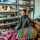 Karima Douch koppelde achtergelaten koffers aan slachtoffers van de aanslagen: ‘Als een moeder met haar kleuter binnenkomt op zoek naar een halfverbrande knuffel, dan moet je toch even slikken’