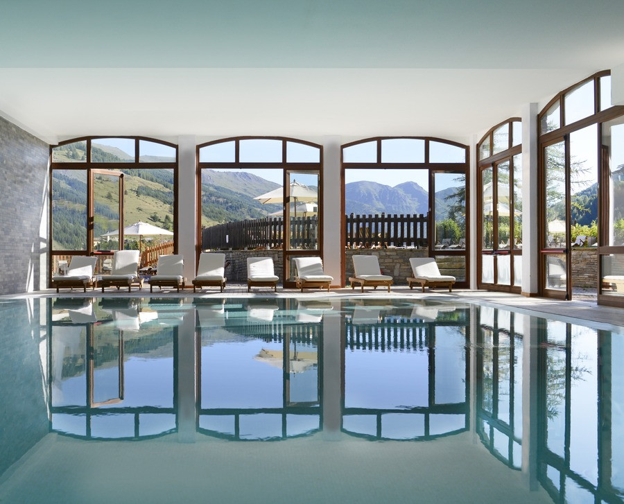 La piscine du Club de Pragelato en Italie.