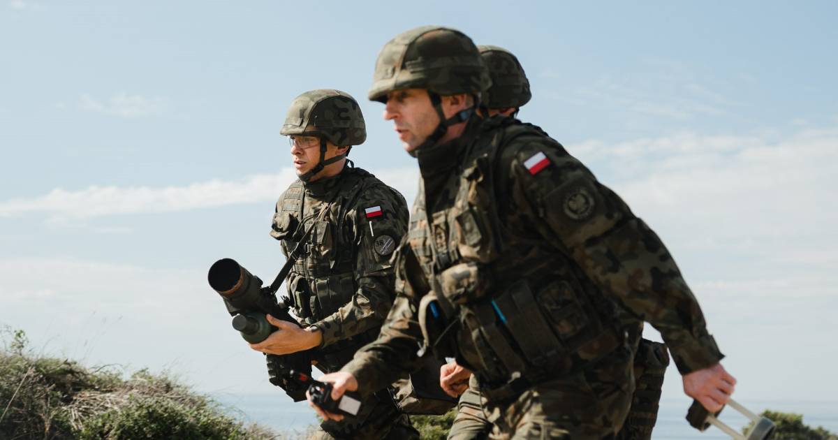 Un oggetto non identificato entra nello spazio aereo polacco proveniente dall'Ucraina  Guerra in Ucraina